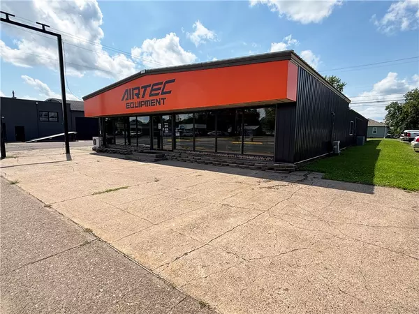 1230 S Main ST, Rice Lake, WI 54868