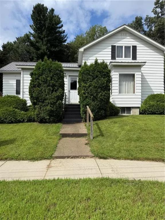 1536 Eleventh ST, Eau Claire, WI 54703