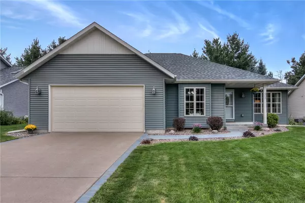 312 Brookshire CT, Altoona, WI 54720