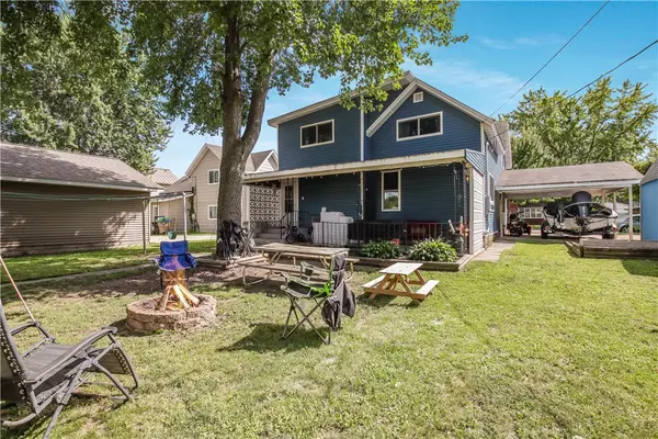 Chippewa Falls, WI 54729,416 W Cedar ST