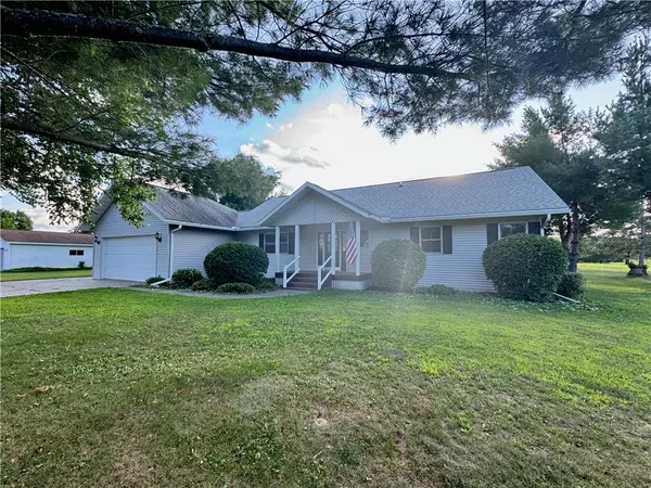 10839 Country Club LN, Hayward, WI 54843