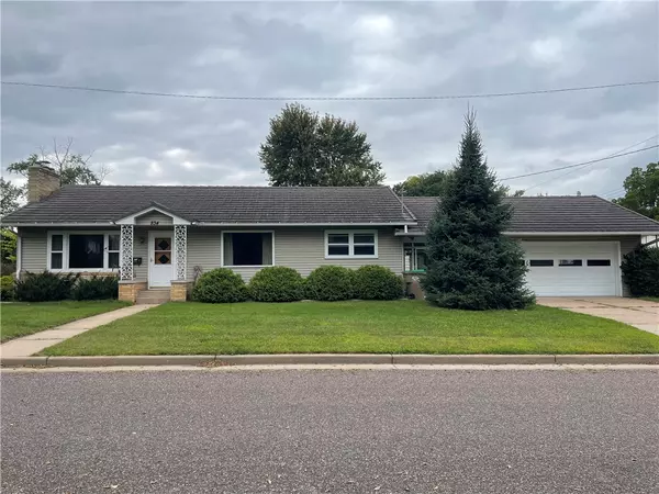 834 Water ST, Chippewa Falls, WI 54729