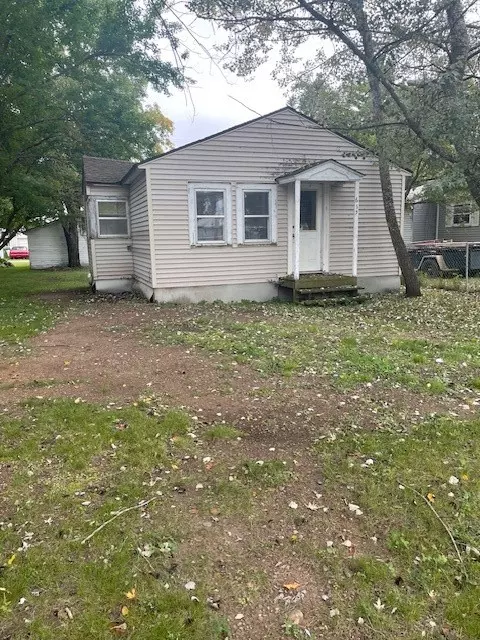 Luck, WI 54853,612 E Foster AVE