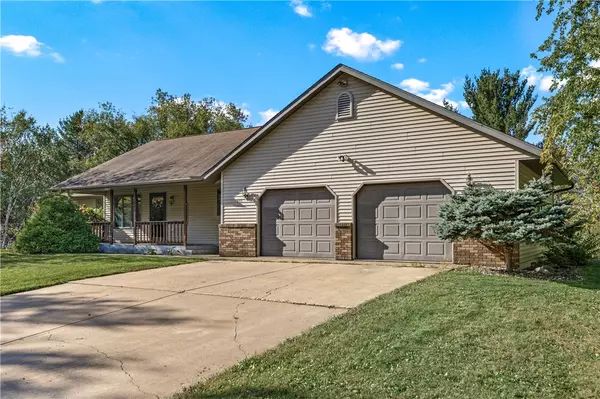 Cadott, WI 54727,543 S Crestwood CT