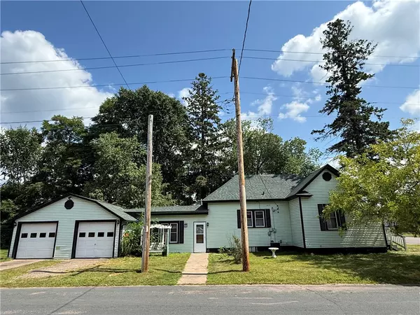 Spooner, WI 54801,222 Spruce ST