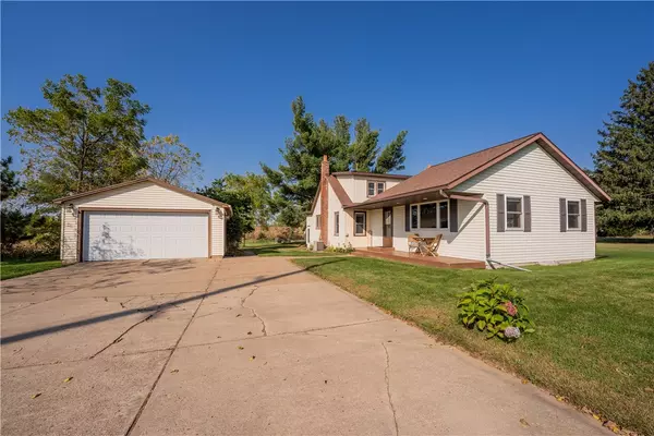 4574 50th ST, Elk Mound, WI 54739