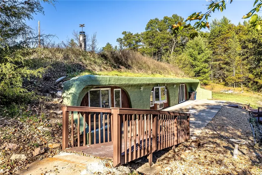 W10019 Levis Creek RD, Black River Falls, WI 54615