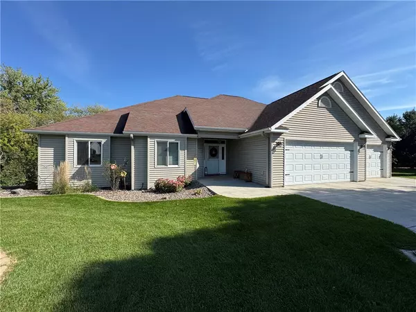Eau Claire, WI 54703,1811 W Ridge CT