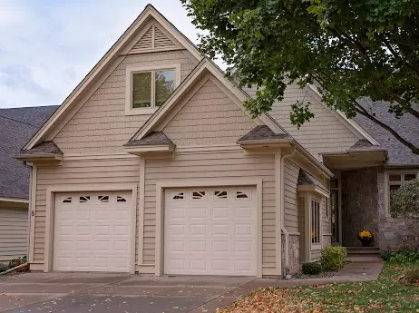 Chippewa Falls, WI 54729,9990 161st ST #8