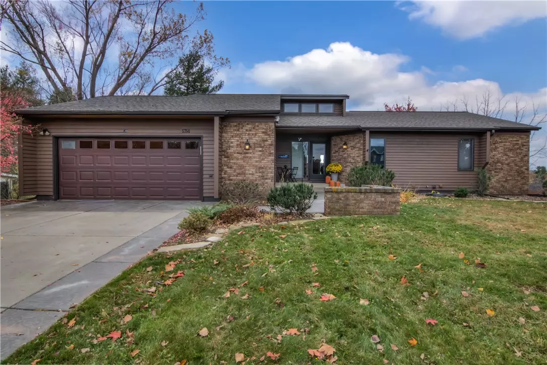 Menomonie, WI 54751,1314 16th AVE E