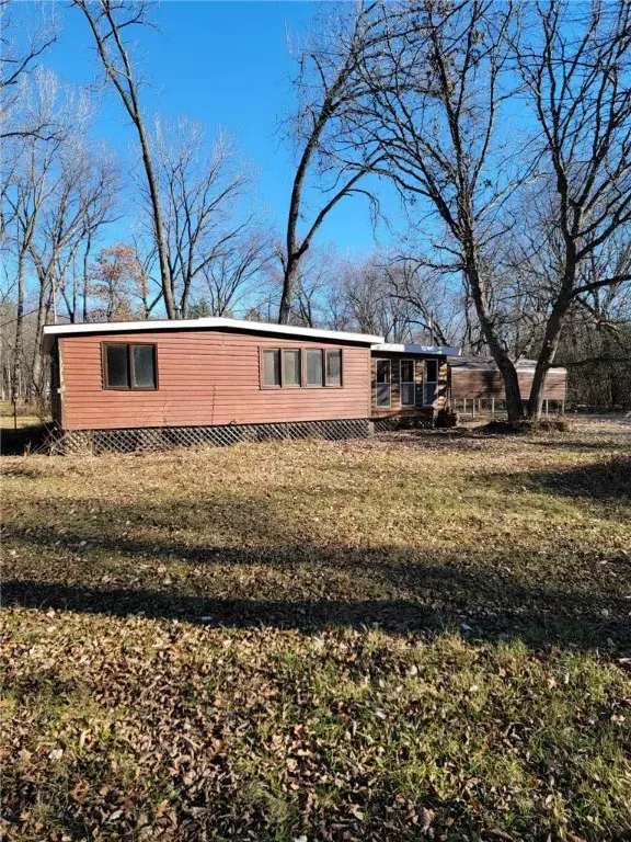 23698 Lake RD, Trempealeau, WI 54661