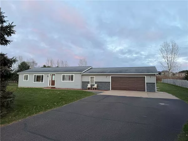 1281 W Northstar LN, Eau Claire, WI 54703