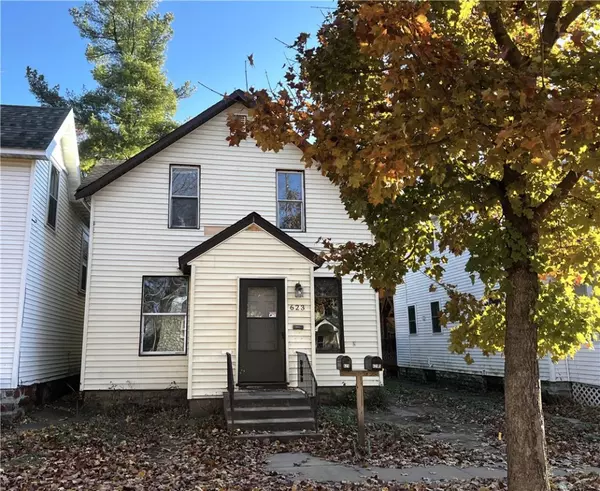 623 N Barstow ST #1 & 1/2, Eau Claire, WI 54703