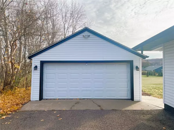 Eau Claire, WI 54703,4927 Jeffers RD