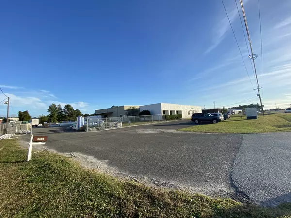 North Charleston, SC 29418,7150 Cross County RD