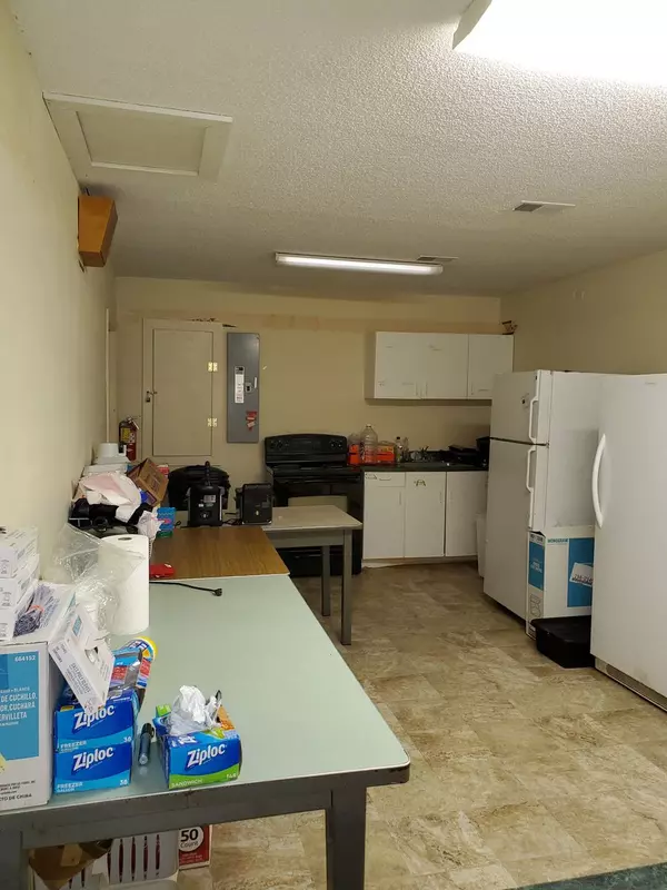 3280 N U.S. Hwy 52, Saint Stephen, SC 29479