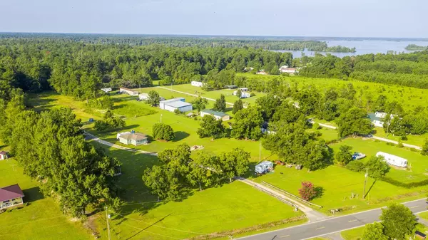 Pineville, SC 29468,1077 Thomas Walters RD