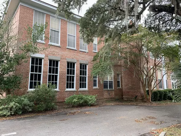 Mcclellanville, SC 29458,711 Pinckney ST