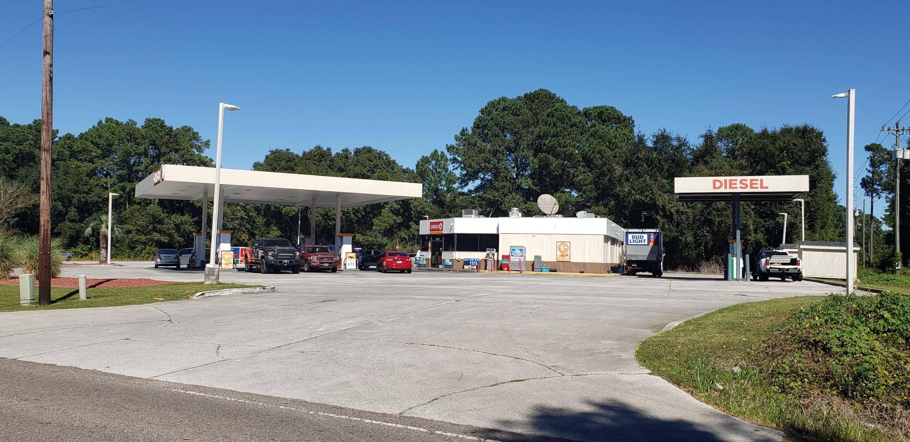 10105 Highway 17, Mcclellanville, SC 29458
