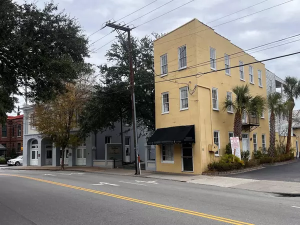 Charleston, SC 29401,250 Meeting ST