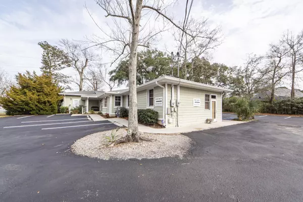 Charleston, SC 29412,531 Folly RD