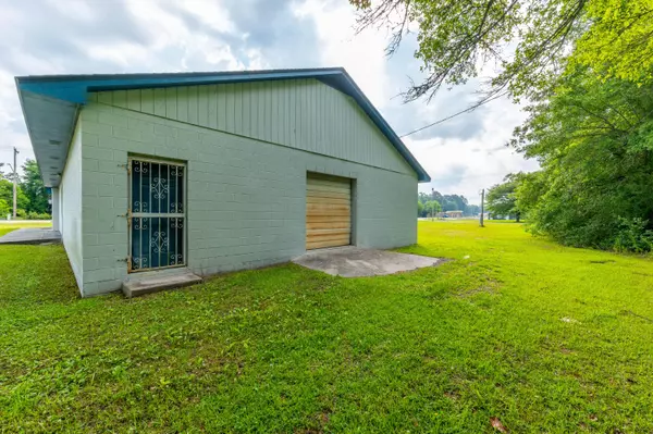 Saint Stephen, SC 29479,4072 Byrnes DR