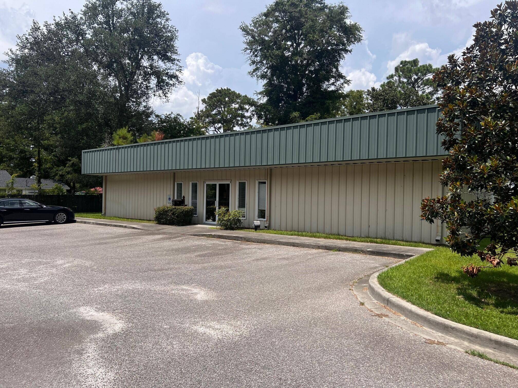 211 Meadow, Walterboro, SC 29488