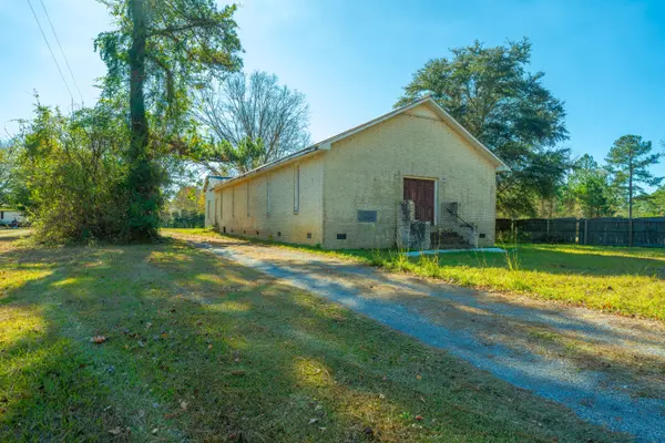 Saint Stephen, SC 29479,1149 Schurlknight RD