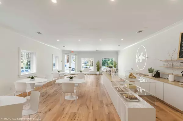 Charleston, SC 29401,278 Meeting ST