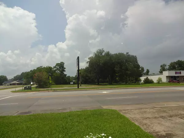 295 N Highway 52, Moncks Corner, SC 29461