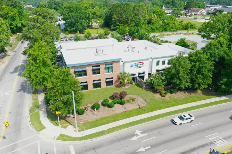 319 E 3rd ST, Summerville, SC 29483