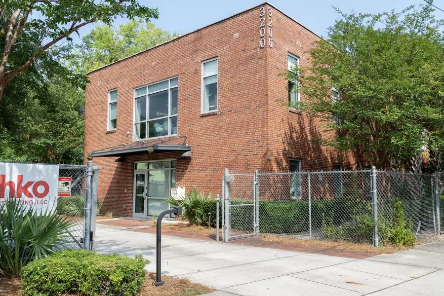 3200 N Carolina AVE, North Charleston, SC 29405