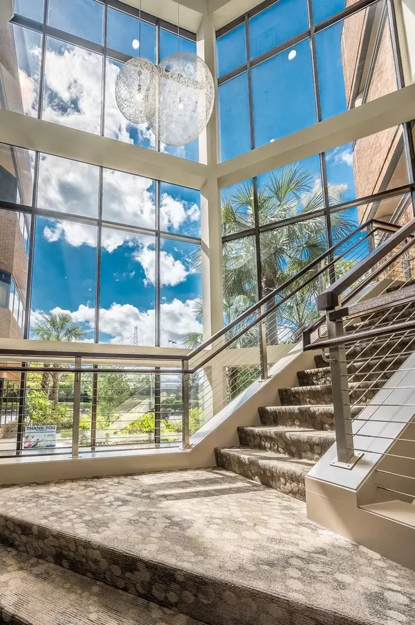 North Charleston, SC 29406,4975 Lacross RD