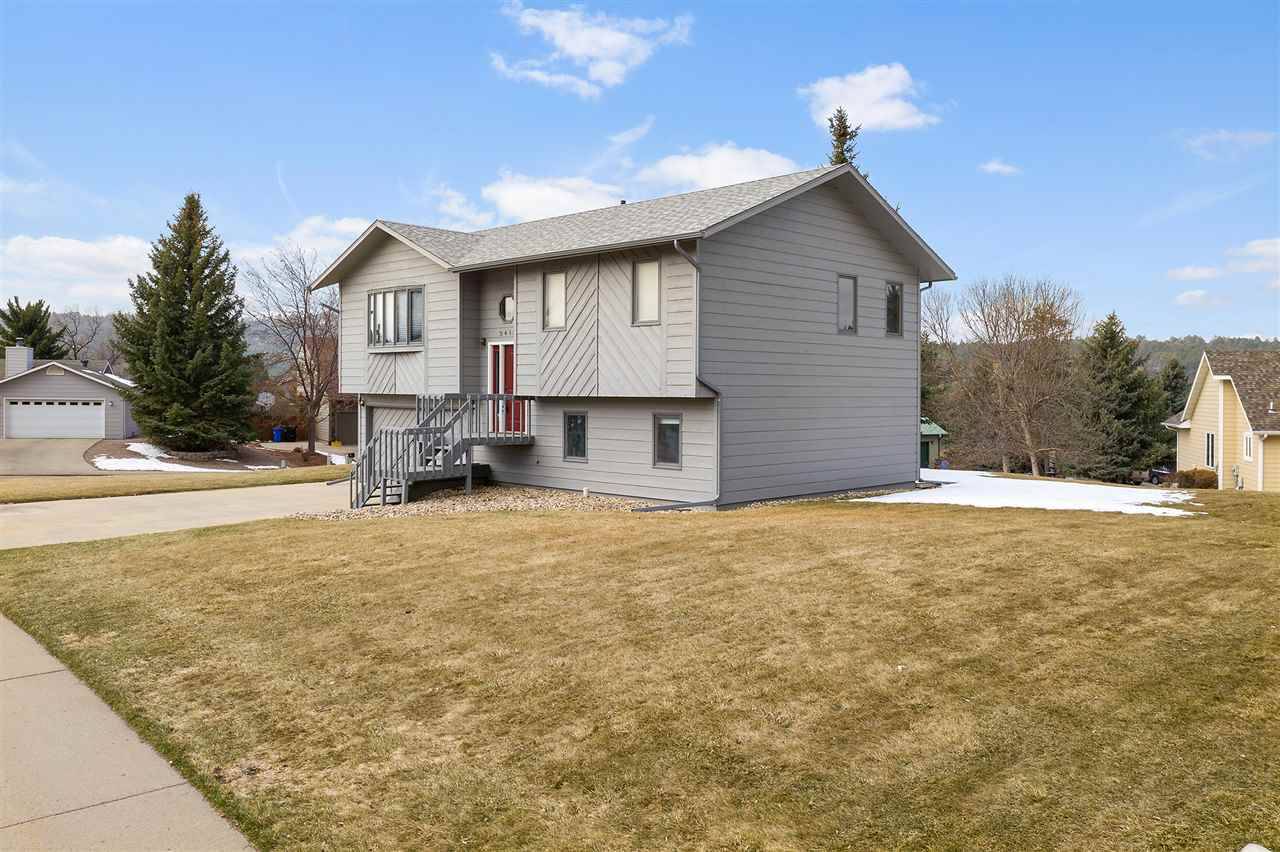 3413 Meadowbrook Drive, Rapid City, SD 57702