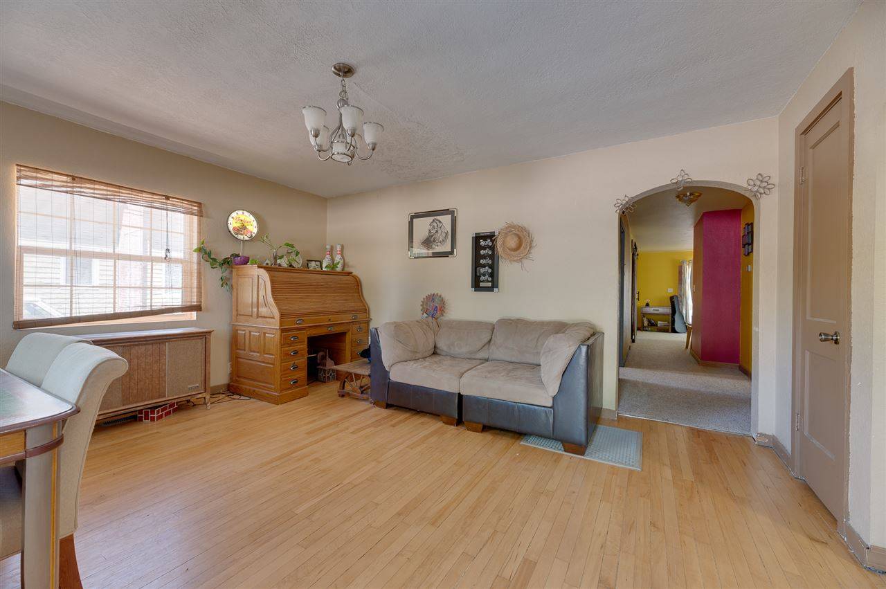 Belle Fourche, SD 57717,1057 Elkhorn Street