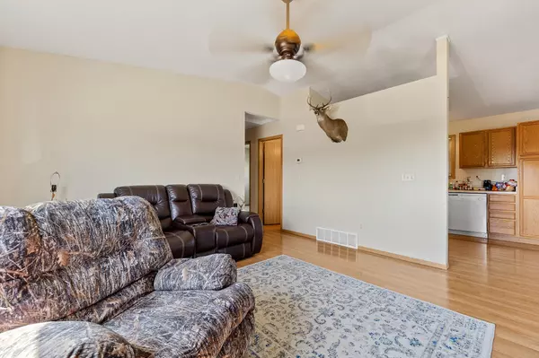 Rapid City, SD 57703,5061 Basswood Street