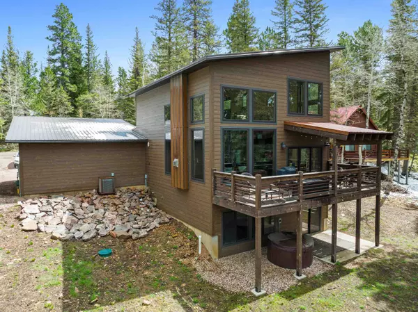 Lead, SD 57754,11041 Whitetail Trail