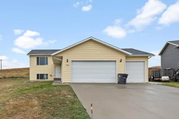 752 Bear Tooth Court, Box Elder, SD 57719