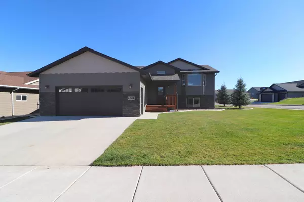 4504 Lahinch Street, Rapid City, SD 57702