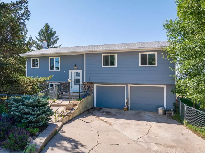 17 Mac Arthur Street, Rapid City, SD 57701