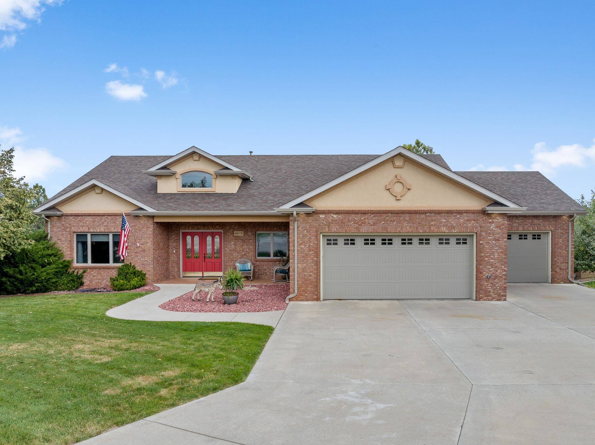6678 Berwick Court, Rapid City, SD 57702