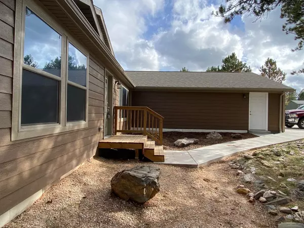 Custer, SD 57730-8402,127 Surrey Lane