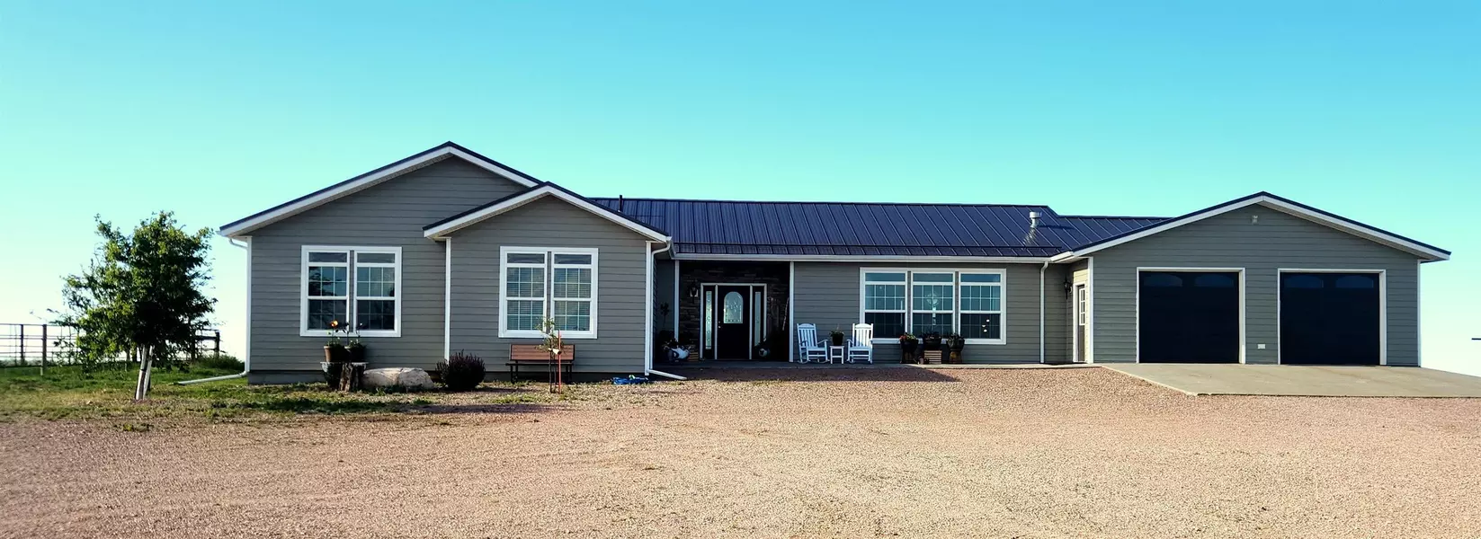 16040 White Walker Lane, New Underwood, SD 57761