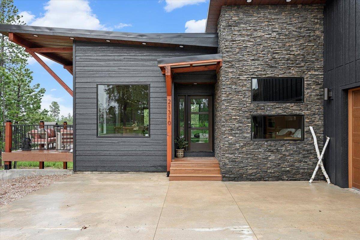 Lead, SD 57754,21310 Embers Way