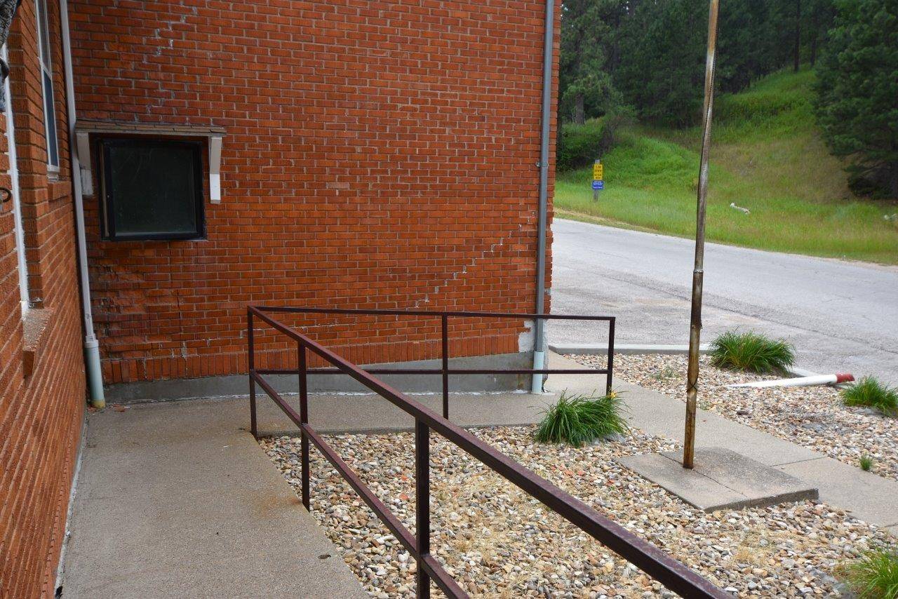 Lead, SD 57732-0000,9 Kirk Road