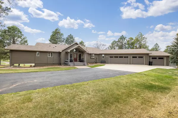 4280 Farview Dr, Rapid City, SD 57702