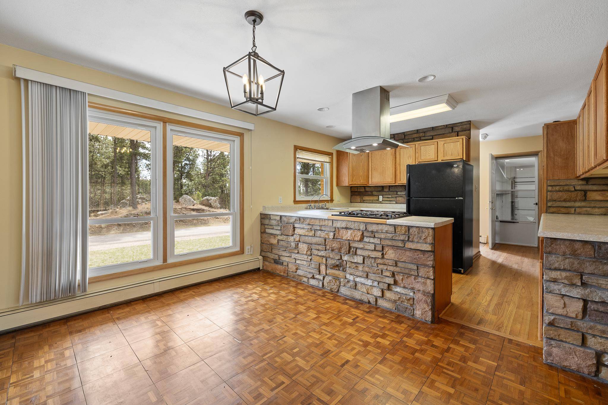 Custer, SD 57730,17 Clay Street
