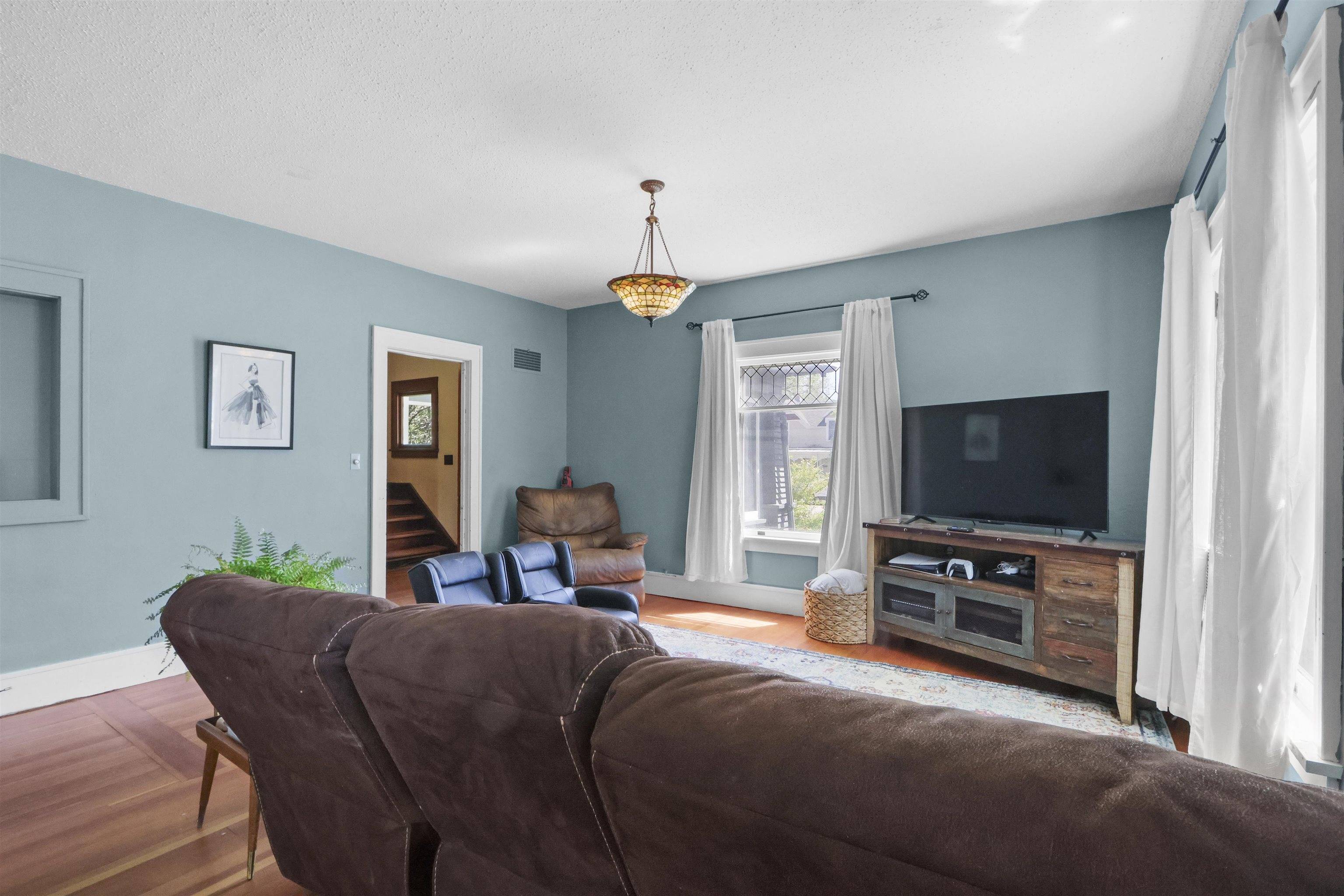 Hot Springs, SD 57747,1646 Albany Avenue