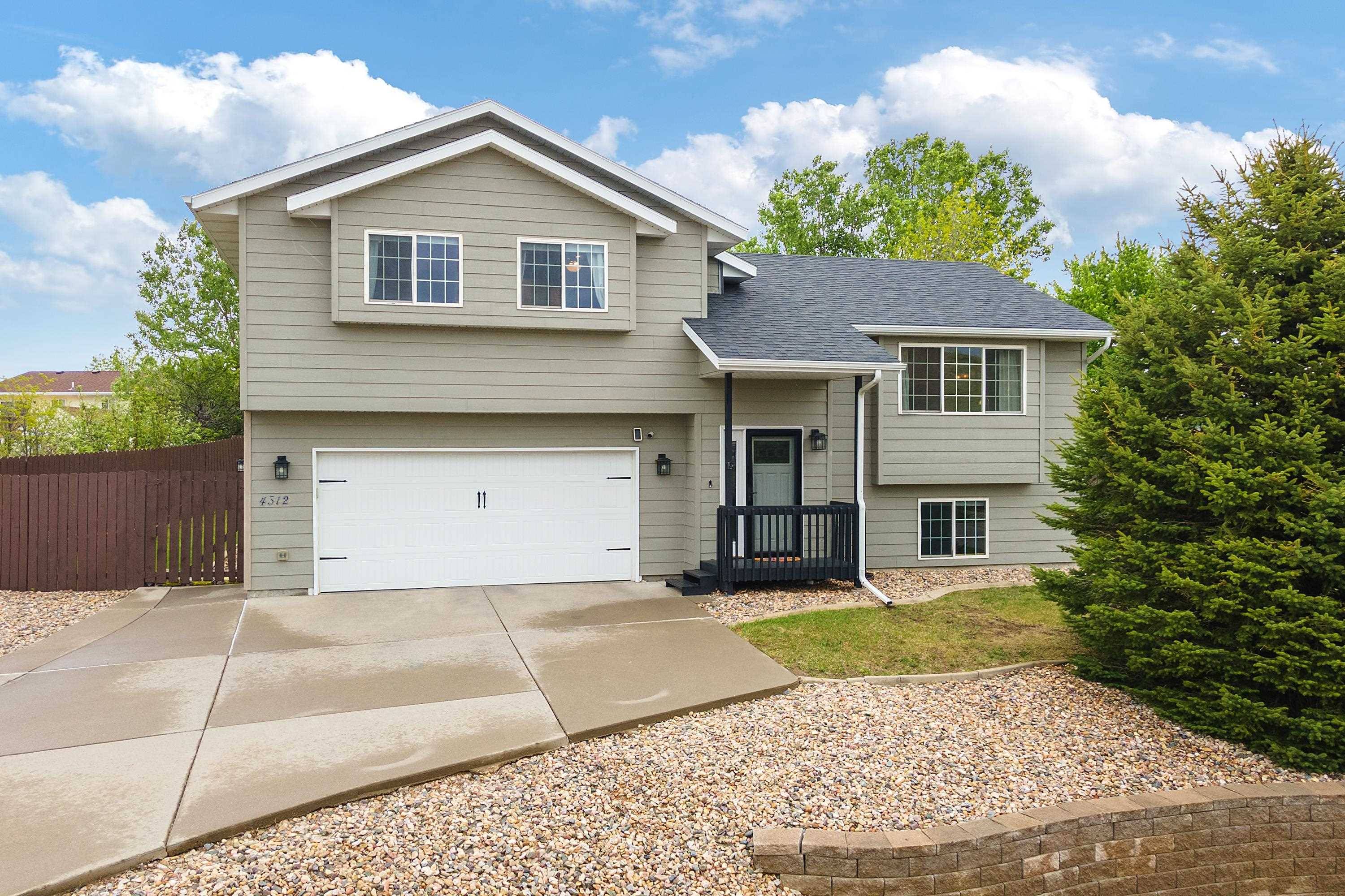 4312 Mile High Avenue, Rapid City, SD 57701