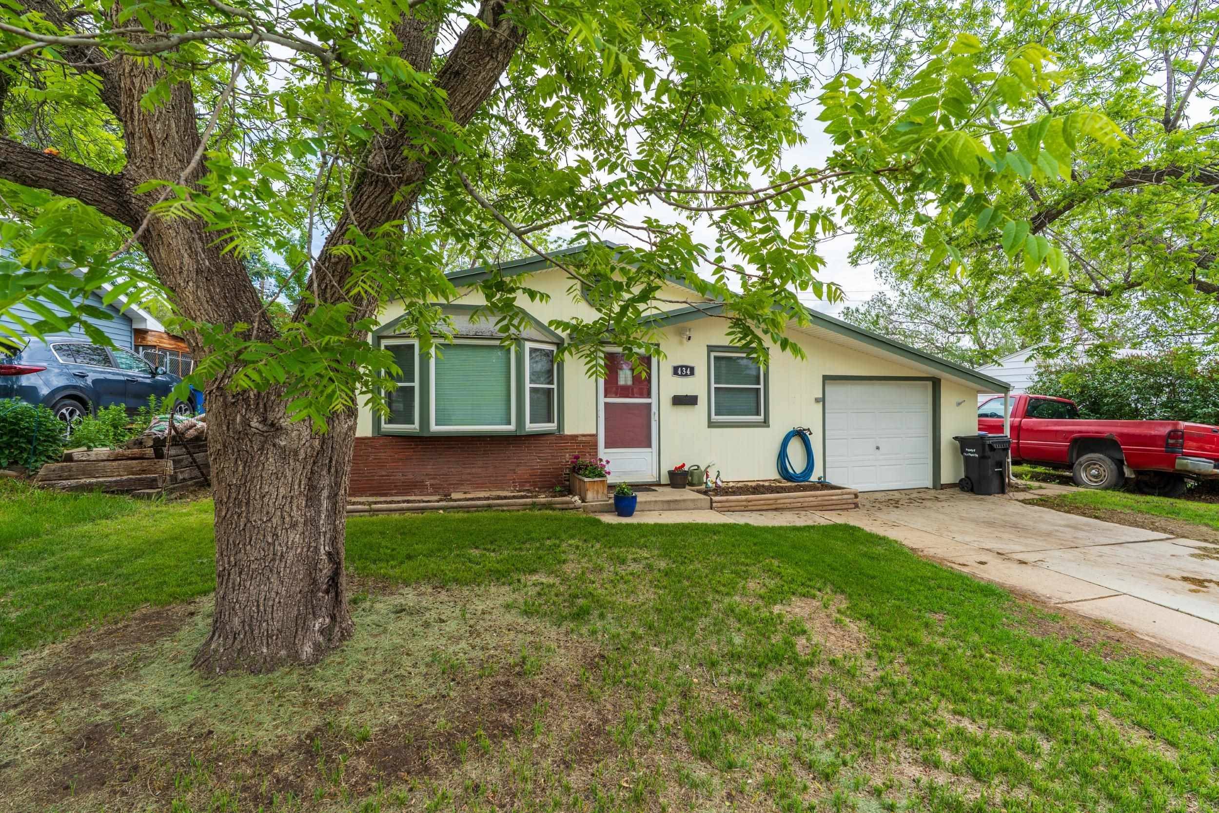 434 E Idaho Street,  Rapid City,  SD 57701